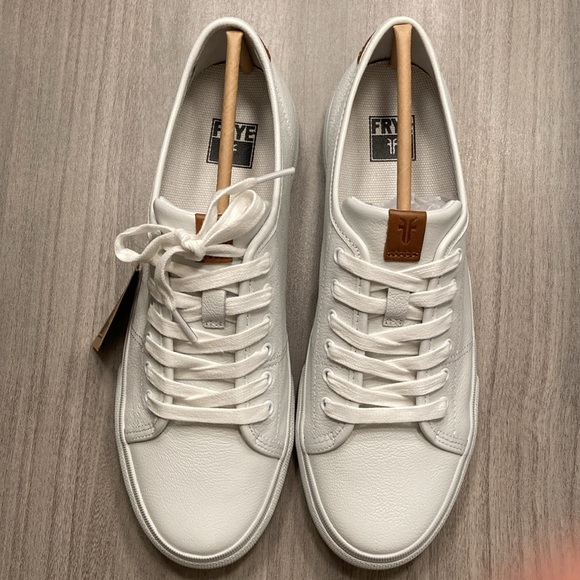 NWT Frye Gia Low lace leather tennis shoe. Size 7.5 - Picture 2 of 10